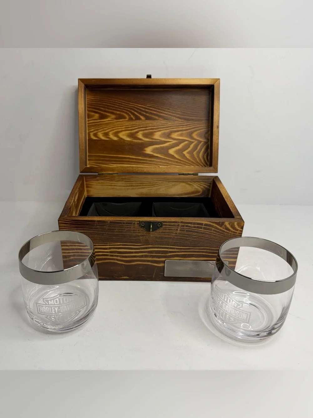 Harley-Davidson Official Whiskey Glass Gift Set 2 - Rustic Wooden Box Toledo